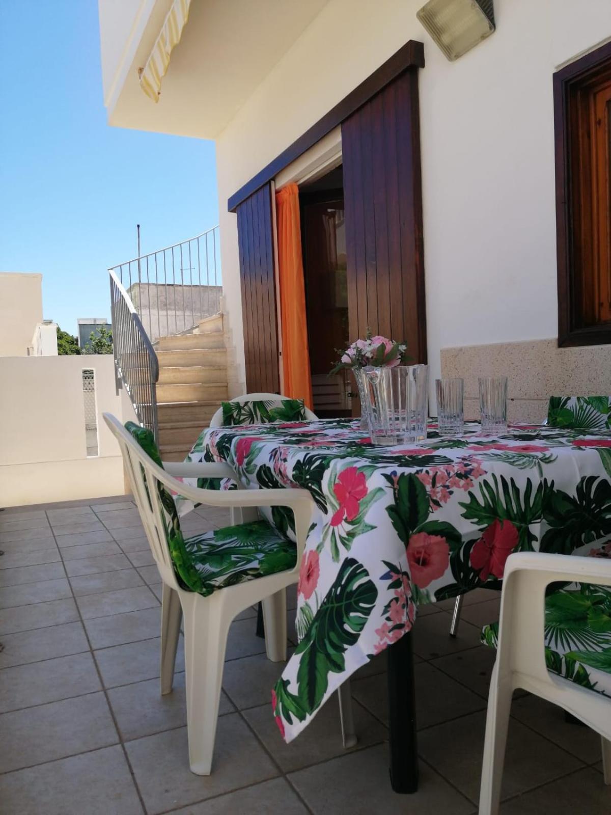 Casa Claude Villa Казалабате Екстериор снимка